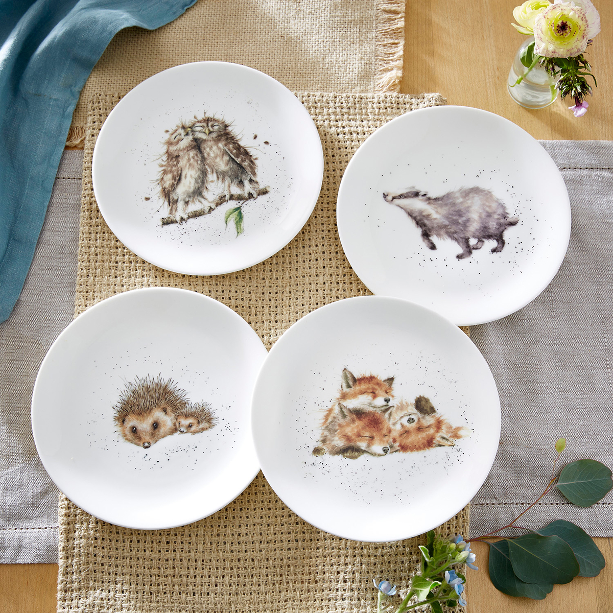 Wrendale Designs Coupe Plates S/4 Assorted. Badger, Hedgehog, Fox, Owl image number null